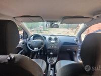 Usata Ford Fiesta 90 CV (66 kW) 2006 Berlina