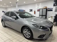 Usata Mazda 3 105 CV (77 kW) 2016 Grigio Berlina