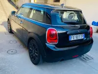 Usata Mini ONE 75 CV (55 kW) 2019 Nero Utilitaria
