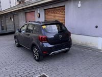 Usata Dacia Sandero Stepway 90 CV (66 kW) 2019 Grigio Berlina