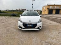 Usata Peugeot 208 75 CV (55 kW) 2016 Bianco Utilitaria