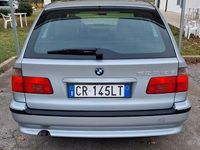 Usata BMW 525 143 CV (105 kW) 1998 Argento Station wagon