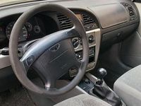 Usata Chevrolet Nubira SX 106 CV (77 kW) 2000 Grigio Station wagon