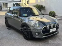 Usata Mini Cooper D Business 116 CV (85 kW) 2014 Grigio Utilitaria