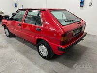 usata Lancia Delta rosso monza unicoproprietario