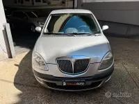 Usata Lancia Ypsilon 80 CV (58 kW) 2004 Grigio Utilitaria