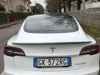 Usata Tesla Model 3 Performance 155 kW (211 CV) 2022 Bianco Berlina