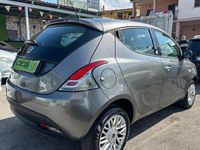 usata Lancia Ypsilon 0.9 TwinAir 85 CV 5 porte Ecochic Gold