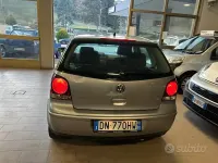Usata VW Polo Comfortline 80 CV (58 kW) 2008 Grigio Utilitaria