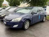Usata Opel Astra 125 CV (91 kW) 2011 Blu Station wagon