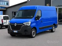Usata Renault Master 150 CV (110 kW) 2022 Blu/azzurro Monovolume