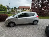 Usata Hyundai i20 78 CV (57 kW) 2010 Grigio Utilitaria