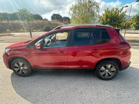 Usata Peugeot 2008 S 100 CV (73 kW) 2018 SUV