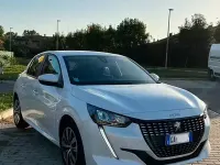 Usata Peugeot 208 75 CV (55 kW) 2020 Bianco Utilitaria
