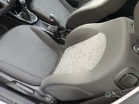 Usata Opel Adam Jam 87 CV (63 kW) 2015 Bianco Utilitaria