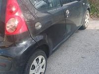 Usata Peugeot 107 68 CV (50 kW) 2010 Nero Utilitaria