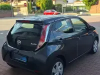 Usata Toyota Aygo X-clusiv 69 CV (50 kW) 2015 Grigio Utilitaria