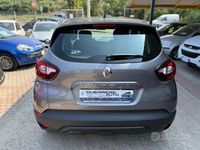 Usata Renault Captur 90 CV (66 kW) 2018 Grigio SUV