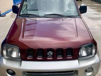 Usata Suzuki Jimny 82 CV (60 kW) 2004 Bordeaux metallizzato SUV