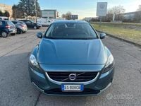 Usata Volvo V40 115 CV (84 kW) 2013 Blu Berlina