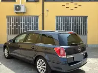 Usata Opel Astra 120 CV (88 kW) 2007 Station wagon