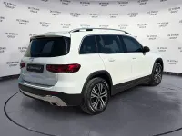 Usata Mercedes GLB180 116 CV (85 kW) 2023 Bianco polare SUV