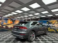 Usata Audi Q8 286 CV (210 kW) 2019 Grigio SUV