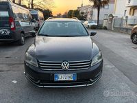 Usata VW Passat 170 CV (125 kW) 2011 Marrone Station wagon