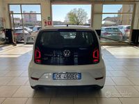 Usata VW up! Move 65 CV (47 kW) 2022 Bianco Utilitaria