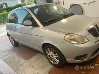 Usata Lancia Ypsilon 77 CV (56 kW) 2010 Grigio Utilitaria