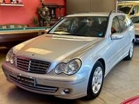 Usata Mercedes C220 Elegance 150 CV (110 kW) 2006 Argento Station wagon