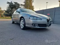 Usata Alfa Romeo 147 Exclusive 120 CV (88 kW) 2006 Grigio Utilitaria