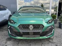 Nuova Renault Clio V Evolution 114 CV (83 kW) 2026 Verde assoluto Berlina