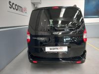 Usata Ford Tourneo Courier Titanium 95 CV (69 kW) 2017 Nero Monovolume