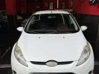 Usata Ford Fiesta Titanium 90 CV (66 kW) 2010 Bianco Berlina
