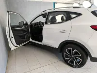 Usata MG ZS Luxury 111 CV (81 kW) 2023 Bianco SUV