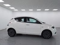 Usata Lancia Ypsilon Gold 70 CV (51 kW) 2022 Bianco Utilitaria