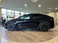 Usata Tesla Model X 492 kW (670 CV) 2023 Nero SUV