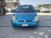 Usata Ford Fiesta Collection 68 CV (50 kW) 2005 Bluazzurro Utilitaria