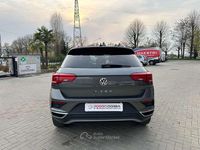 Usata VW T-Roc Advance 116 CV (85 kW) 2018 Grigio SUV