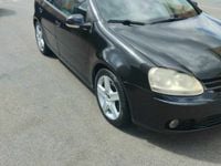 Usata VW Golf V 105 CV (77 kW) 2007 Nero Utilitaria
