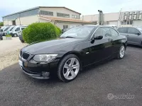 Usata BMW 320 Cabriolet Efficient Dynamics 184 CV (135 kW) 2011 Nero Cabrio
