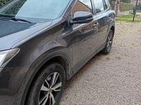Usata Toyota RAV4 Business Edition 143 CV (105 kW) 2015 Grigio SUV