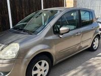 Usata Renault Modus Dynamique 86 CV (63 kW) 2008 Beige Monovolume