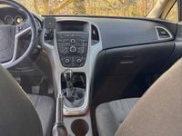 Usata Opel Astra 110 CV (80 kW) 2013 Berlina