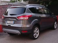 Usata Ford Kuga 163 CV (119 kW) 2014 Argento SUV