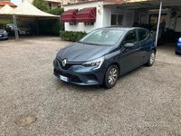 Usata Renault Clio V Life 91 CV (66 kW) 2023 Grigio Berlina