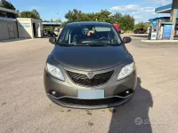 Usata Lancia Ypsilon 69 CV (50 kW) 2018 Grigio Utilitaria
