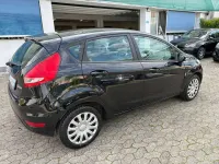 Usado Ford Fiesta Business Edition 82 HP (60 kW) 2010 Preto Sedan