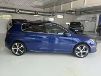 Usata Peugeot 308 GT-line 131 CV (96 kW) 2017 Blu magnetico Berlina